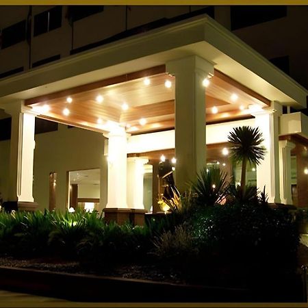 Sri U-Thong Grand Hotel Suphanburi Esterno foto