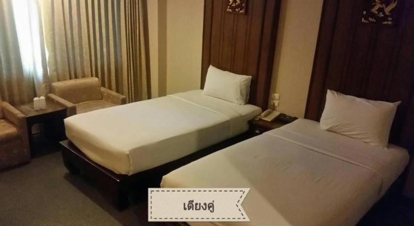 Sri U-Thong Grand Hotel Suphanburi Esterno foto